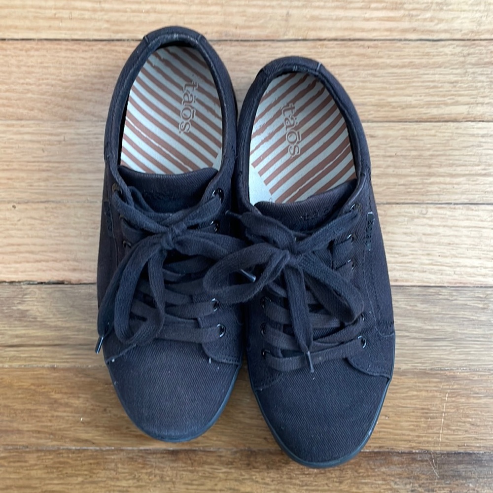 Taos black shoes